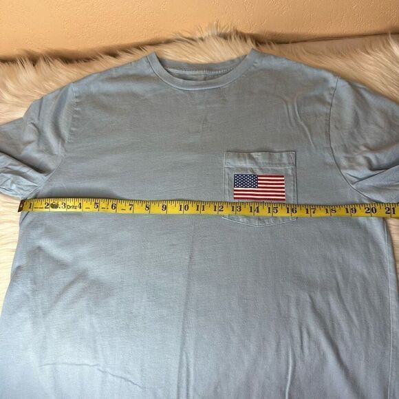 Vineyard Vines Red Solo Cup Flag Pocket Tee Size Medium - Picture 7 of 11